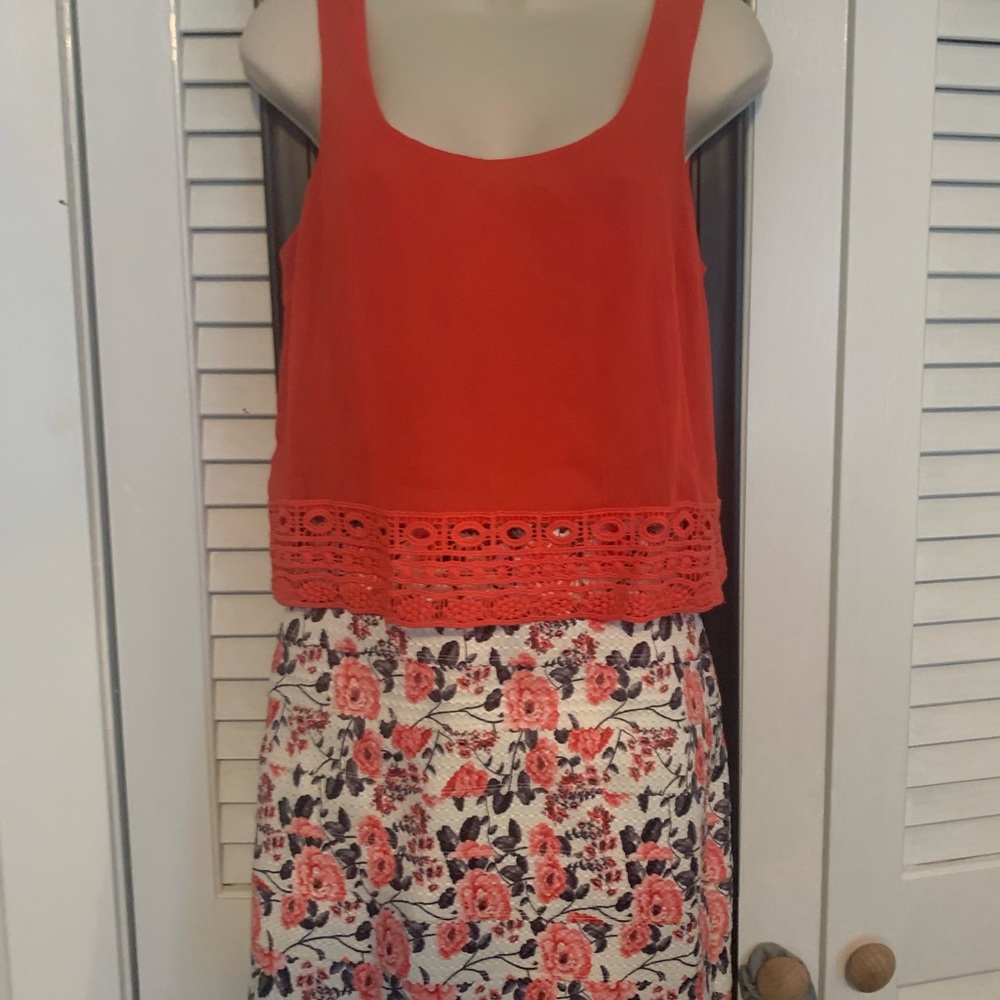 Small bodycon dress - Picture 3 of 5